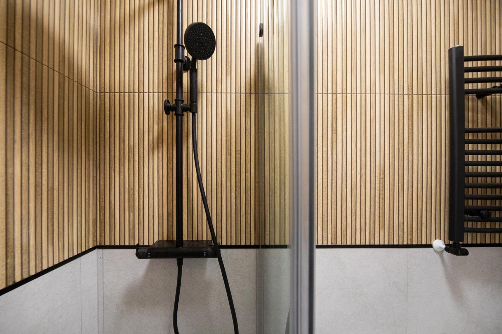 Ministudios Ursus Warschau Exterior foto